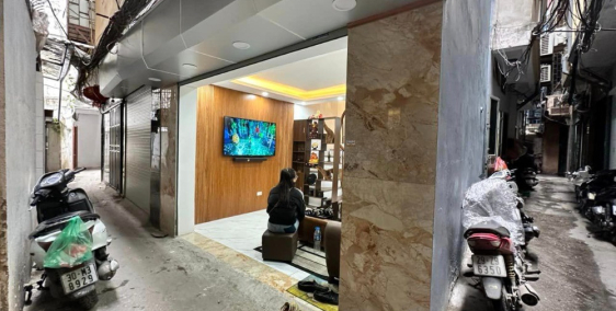 NHỈNH 2 TỶ - NGÕ THÔNG LÔ GÓC – TRUNG  TÂM ĐỐNG ĐA – NHÀ ĐẸP ĐÓN TẾT