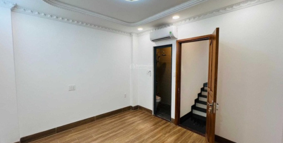 Nhà mới xây cuối năm 2022. Đường Đinh bộ lĩnh ngay bến xe miền đông.