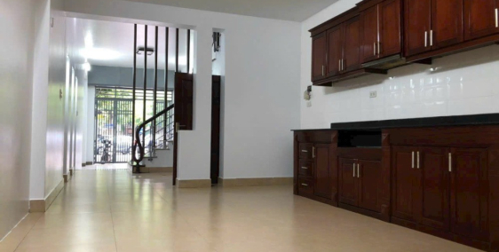 Bán nhà 4 tầng MP Bạch Năng Thi, Đông Nam Cường, TP HD, 72m2, mt 4m, 4 ngủ, chỉ