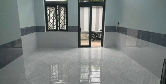 Cho thuê nhanh nhà 1 trệt 1 lầu hẻm thông xe hơi, Đối diện Quảng Trường Tỉnh