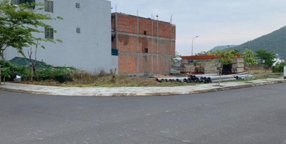 Bán lô góc 2 mặt tiền đường T8 và T12 KĐT An Bình Tân- Nha Trang