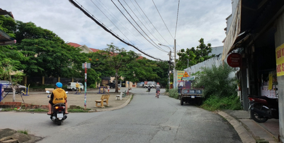 Bán đất 70m2 hẻm xe hơi đường số 10 Linh Xuân