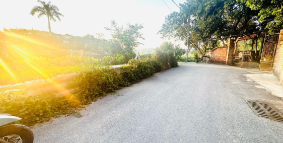 Bán ô đất ngay chợ định trung Vĩnh yên Đường Nguyễn Viết Tú đi vào view đồng