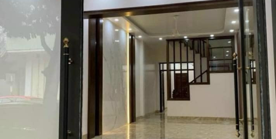 Bán nhà 3 tầng mặt phố Đào Duy Từ, Đông Nam Cường, TP HD, 72m2, mt 4m, 4 ngủ, ph