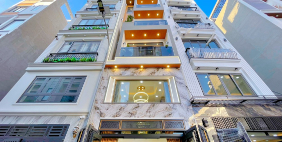 Nhà có thang máy, Đường 44, P.14, Gò Vấp, 4x10m, 5 lầu, full nội thất = 7.99 tỷ