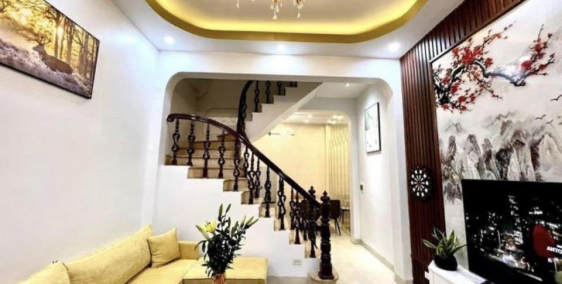 Bán nhà đẹp nhỉnh 3tỷ KV Cầu Giấy LH Hoàng Anh gấp!!!