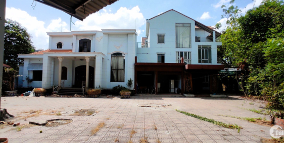 Cho thuê biệt thự 950m2 10pn mặt tiền khu dân cư Him Lam Trường Thọ