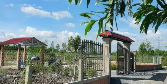 Bán nhà vườn 2200m2 (24x93m) xã Bình Đức, Bến Lức, giá giảm còn 2 tỷ TL