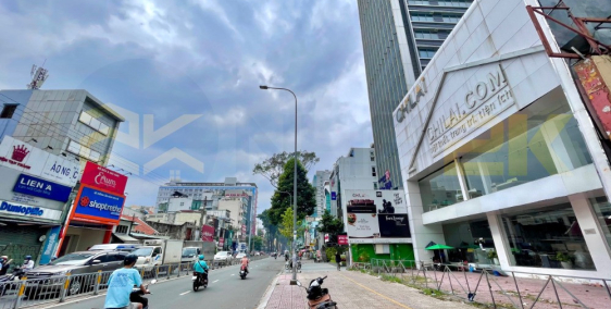 Bán nhà MT Ngay Nguyễn Thị Minh Khai,Q.3 - (CN:258m2)_Gía: 93 tỷ (360tr/m2)