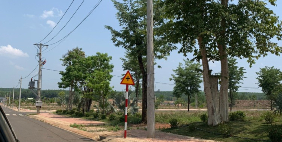 Ngộp ngân hàng cần bán gấp nền đất thổ cư 5*16 phường Hòa Lợi Bến Cát