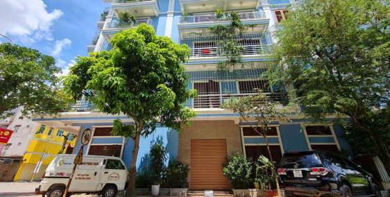 BÁN NHÀ 5 TẦNG RẤT ĐẸP, LÔ GÓC NGÃ 4 TẠI Đ. MINH KHAI, TP BẮC GIANG. HƠN 14 TỶ