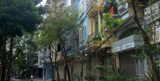 Bán phân lô Đền Lừ II,40m2; vị trí kinh doanh,ôtô vỉa hè tránh/ dừng đỗ ngày đêm