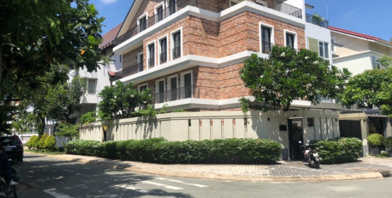 Bán Biệt thự ngay Trần Não,Q.2-10x20m(CN:185m2)- Trệt+3 lầu - Gía: 65 tỷ TL