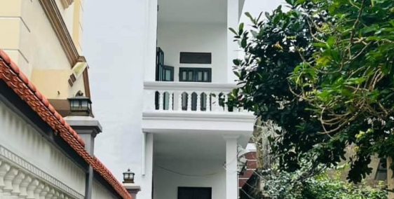 Bán nhà 3 tầng lô góc đẹp gần công viên Bạch Đằng, TP HD, 61.5m2, đường ô tô, gi