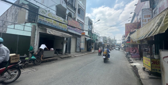 Bán nhà Hiếm, MT chợ Ngã 3 Đông Quang, bán sỉ 7.2 tỷ, 82m2, 82m2,thu nhập 26tr/t