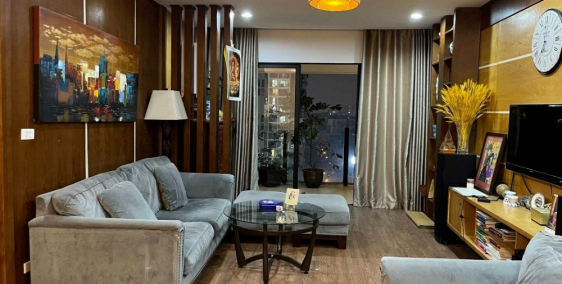 Chính chủ cần bán căn hộ quận Tây Hồ - 2 ngủ ( 72m2) giá hơn 4 tỷ chút.