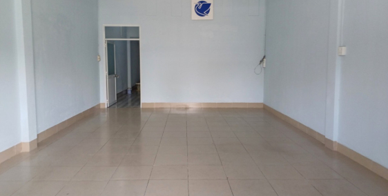 712 Nhà MT Chỉ : 10 triệu/tháng 

Cho thuê nhà mặt tiền kinh doanh đầu