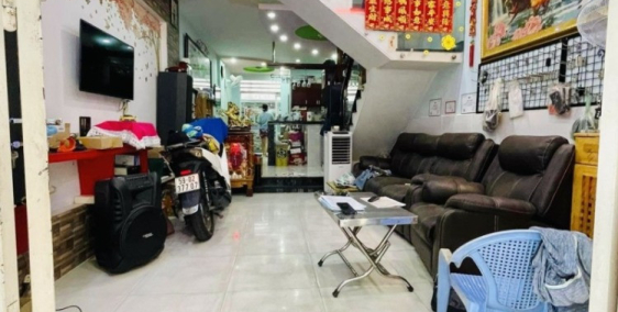 Giáp Đầm Sen, Nguyễn Văn Vịnh Hiệp Tân Tân Phú hẻm 4m 42 m2 Giá 5.2 tỷ 1 trệt 1