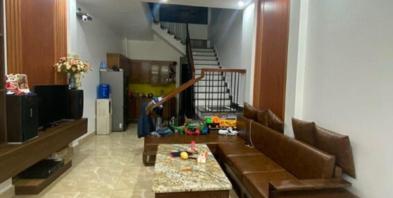 Bán căn nhà 3 tầng ngõ đường Nguyễn Lương Bằng, TP HD, 70m2, 3 ngủ, đường thông