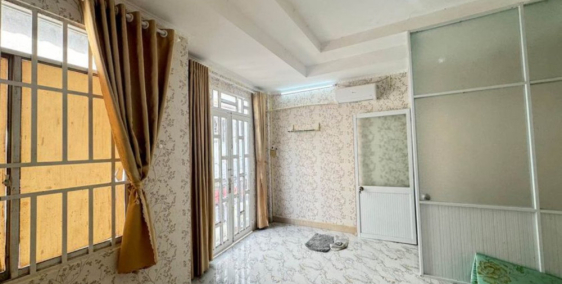 725  Nhà Chỉ : 5 triệu/ tháng 

CHO THUÊ NHÀ HẺM HỒ BÚNG XÁNG . P An Khánh-