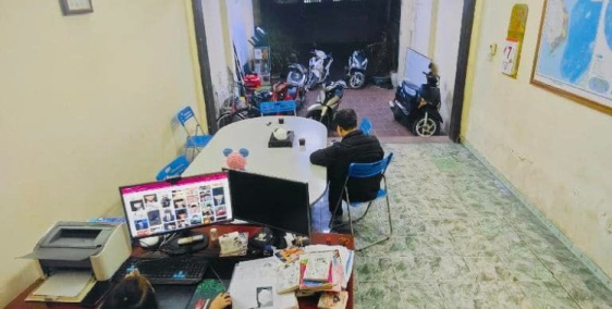 Nhà phố Trung Kính. 68m x 5T, Mt 5.5m, 19 Tỷ. Ô tô tránh, KDoanh đỉnh, Phân Lô