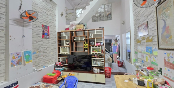 (Thủ Đức)bán gấp nhà đẹp Đường 49,gần Phạm Văn Đồng,64m2 3tầng 4.7tỷ