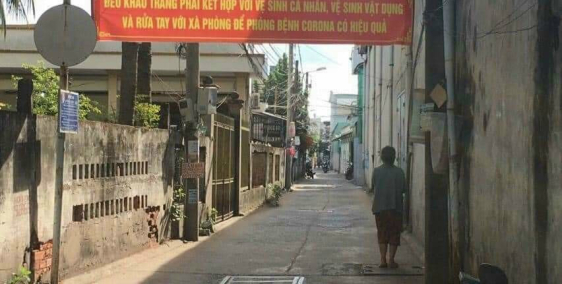 634 Nhà chỉ : 5 triệu / tháng

CHO THUÊ NHÀ LỮNG LẦU . HẺM 44 CMT8 . P CÁI