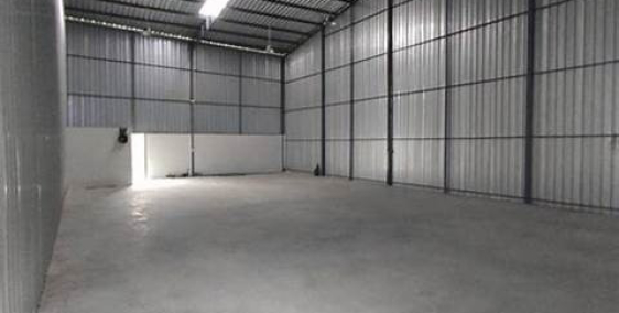 Cho thuê kho – xưởng mới 120m, ngang 10m,5tr/th, có 3fa, tải 8 tấn đi, ngã tư ga