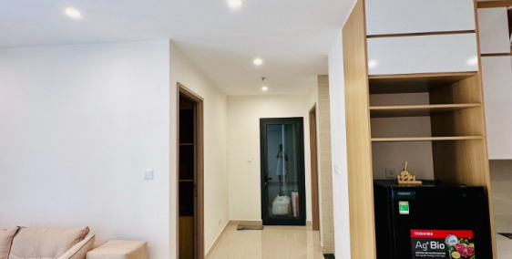 Cho thuê CH2n1vs chủ nhà vừa nhận nhà làm nội thất mới %