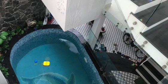 Bán nhà quận 5, hẻm xe hơi, 2 mặt hẻm, 4 tầng đẹp, ở ngay, chỉ 10,5 tỷ