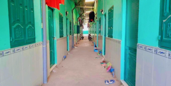 Giảm Mạnh ! Bán Nhanh 30 phòng trọ ( 700m2-thổ cư) thu nhập 30tr/th (Đức hòa-LA)