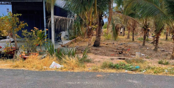 đất nền giá 3tr m2 full thổ cư, có sổ sẵn bao công chúng lấy sổ liền trong ngày.