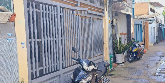 Bán nhà Tân Thới Nhất 8, Tân Thới Nhất, Q12, 
DT 44m2 (4 x 11) x C4, 
Chỉ 3.4