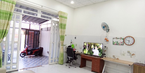 Đại hạ giá căn nhà riêng kv4. Thị trấn Đức Hòa giá 2,2 tỷ 120m2. Lh: 0832 369 62