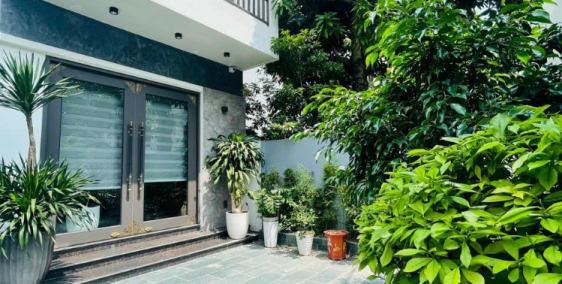 Bán biệt thự sân vườn 2 tầng phường Quang Trung, TP HD, 257.1m2, 4 ngủ, gara, cự