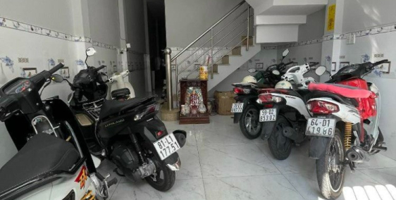 HẺM XE HƠI THÔNG, KHUÔNG VIỆT ĐẦM SEN, GIÁP QUẬN 11 , 3 TẦNG, 73m2, GIÁ 8.x TỶ