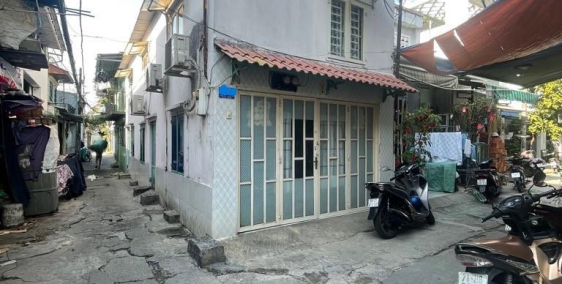 Bán nhà 2 mặt tiền gần chợ Tân Hương, Tân Phú, 50m2, 2tầng,hẻm 4m, giá chỉ 4tỷ6