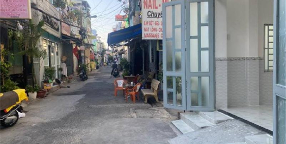 Bán nhà mặt tiền đường gần đường Bình Long,Tân Phú, 21m2, 2tầng, 3.17x6.75, giá