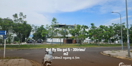 Bán lô đất nền Khu ĐT Mỹ Gia gói 5. Lô hiếm ngang 6.5m. Xây nhà đẹp, gần công vi