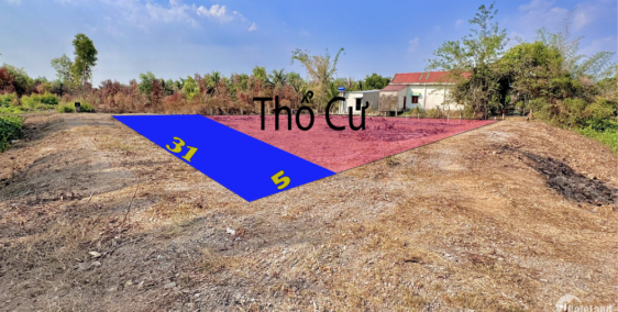 Hàng ngộp thổ cư trung tâm thị trấn 690 triệu sổ hồng riêng