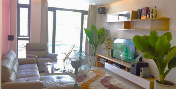 con đi du học- chính chủ cần bán nhà đẹp, hướng đông, q7