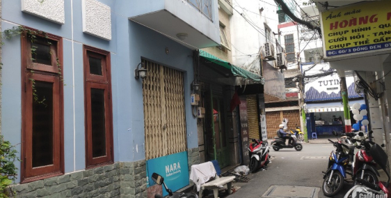 Nhà sát mặt tiền Đồng Đen, ô tô đậu gần nhà, 3.3 tỷ