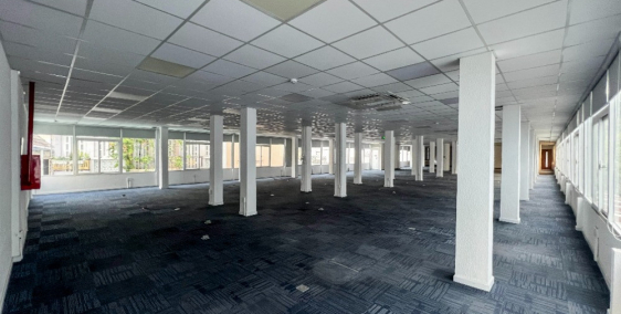 Cho thuê văn phòng 4 tầng, diện tích 1 tầng 950m2 Phú Nhuận