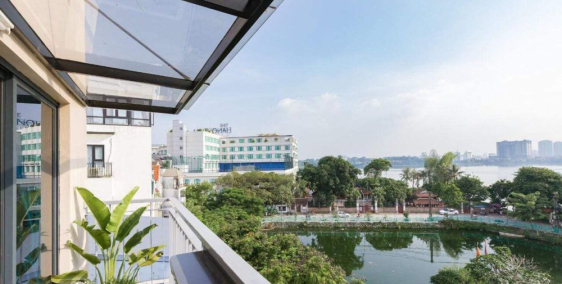 Bán tòa Apartment  mặt hồ Tây 90m, 6 tầng, mặt tiền 6m, giá 36 tỷ 5