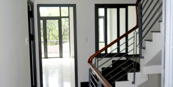 Cho thuê nhà 1H1T2LST 7pn mặt tiền đường Dân Chủ Bình Thọ