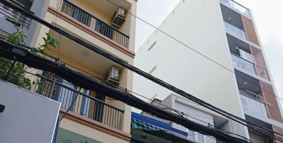 Mặt Tiền Nguyễn Công Hoan, Phú Nhuận, vài bước ra Phan Xích Long, kd sầm uất