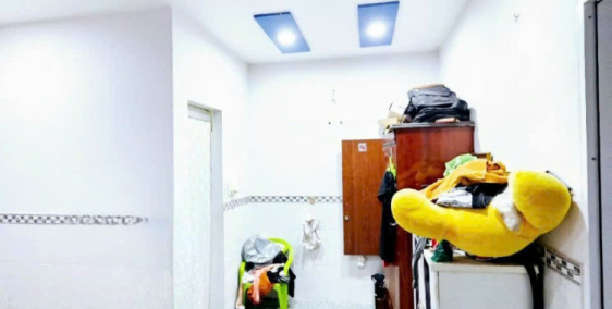 Cần bán nhà gần bến xe Q8,  Dt 4x6 1tret 2lau 1phong khách. 2 phong ngủ, 3wc