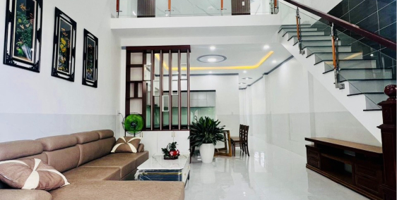 bán gấp căn nhà cách bệnh viện Da Liễu 500m Sổ Riêng Full Thổ Cư