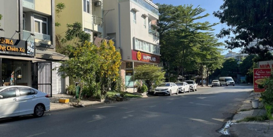 Bán tòa nhà hầm + 4 tầng 8x20 đường Cao Đức Lân - giá 37 tỷ TL