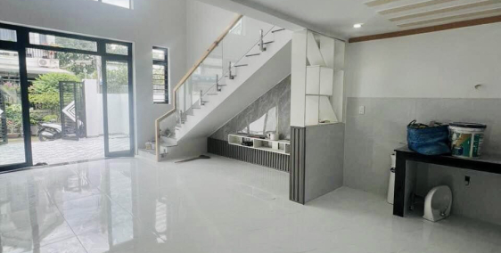 BÁN NHÀ GẦN LAVENDER 1T1 Lầu sổ riêng đã lên thổ cư ngay gần Chợ